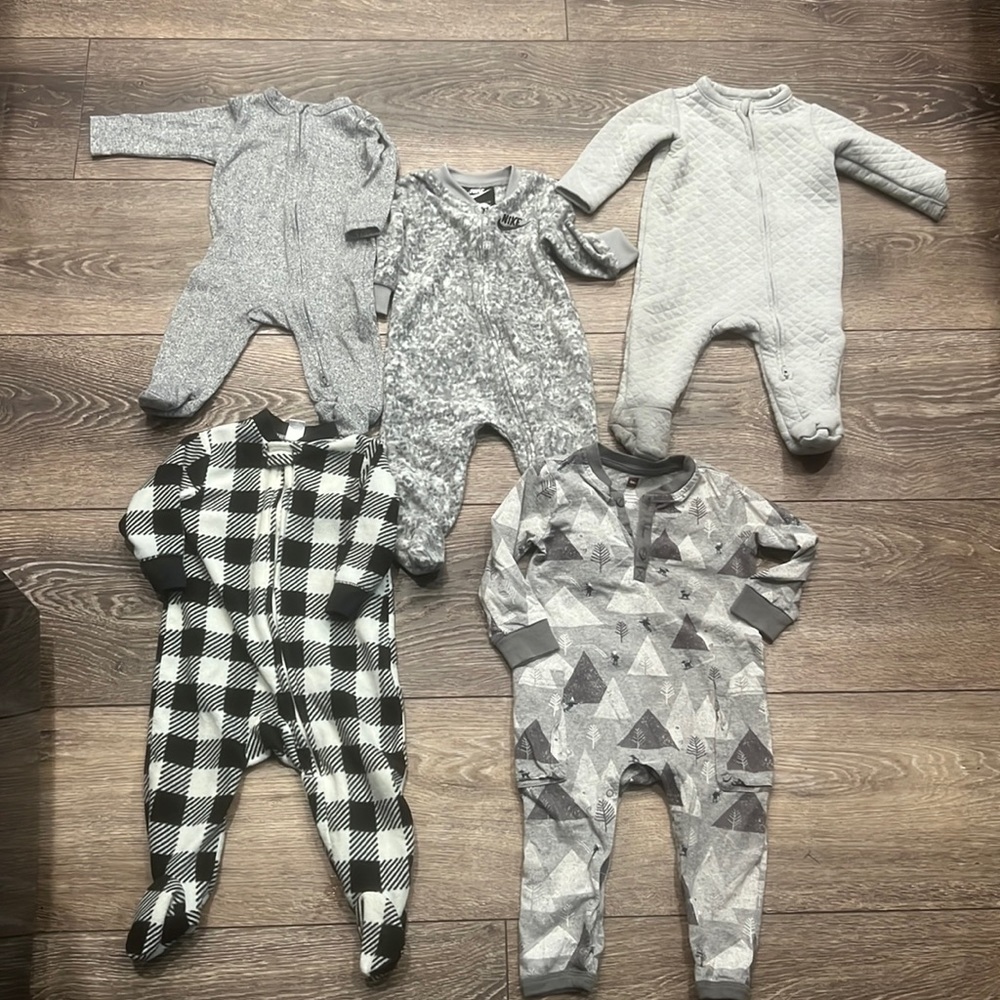 Baby boy or neutral sleepers bundle of 5